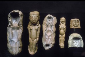 公元前8世纪至公元前7世纪，生育女神和铸造模具的小雕像（粘土）
