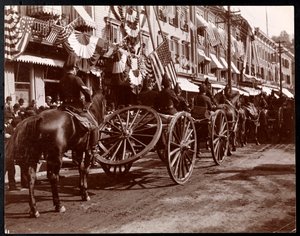 1898年纽约Dobbs Ferry游行的马匹炮兵（银色明胶打印）