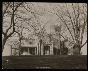 海伦古尔德庄园（Jay Gould已故居住地）位于纽约Tarrytown，1893-94（银色明胶印刷） 作者 拜伦公司