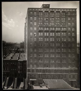 Hotel Robert Fulton酒店，位于纽约西71街228号，1920年（银色明胶印刷） 作者 拜伦公司
