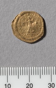 君士坦丁堡查士丁尼一世（Justinian I）的一半Tremissis，金币527-565 作者 拜占庭学派