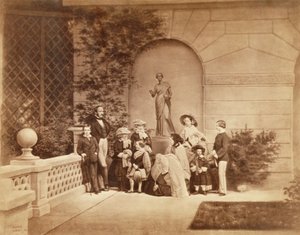 1857年Osborne House的皇室肖像（棕褐色照片）（见195000）