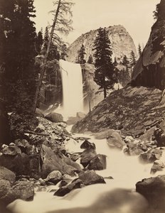 春天的秋天，优胜美地，1865-66，约1875年印刷。 作者 卡尔顿·埃蒙斯·沃特金斯