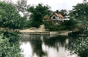 1926年，柴郡切斯特的迪河（The River Dee）。 作者 Cavenders有限公司