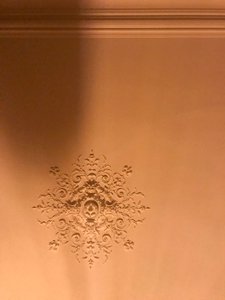 构图 - 建筑 - 细节，2019 (照片) 作者 塞西尔·贾梅特