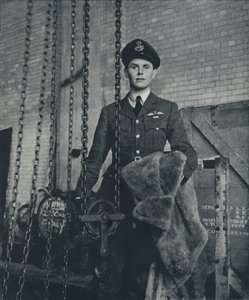 轰炸机队长，1941年 作者 塞西尔·比顿（Cecil Beaton）