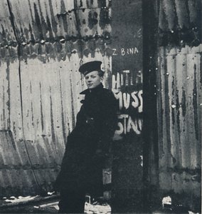 男孩，1941年 作者 塞西尔·比顿（Cecil Beaton）