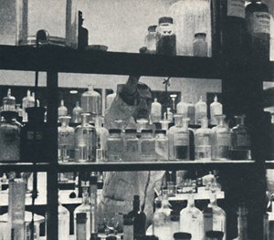 实验实验室：飞机厂，1941年 作者 塞西尔·比顿（Cecil Beaton）