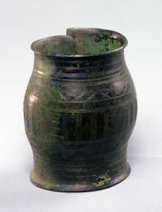 来自Jura（金属）的哈尔施塔特文化桶形臂章