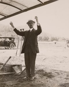 阿尔伯特-弗朗西斯-扎姆的肖像，1862-1954年，1914年。 作者 查尔斯·杜立特·沃尔科特