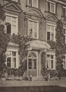 Tyttenhanger，Herts，入口，花园前 作者 查尔斯·拉瑟姆（Charles Latham）