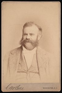 约翰-韦斯利-鲍威尔的肖像，1834-1902年，约1872年。 作者 Charles Milton Bell