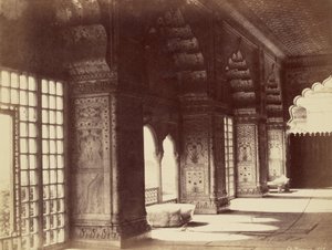 Dewan-i-Khas中水晶王座的内部