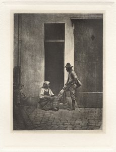 Planche IV - Pifferaro Debout et Paysanne Italienne Assise, dans la Cour du 21 Quai Bourbon（第四幅画--站立的皮费拉罗和坐着的意大利农民，波旁二十一号庭院），1854 年，1982 年印刷（照片） 作者 查尔斯·内格雷