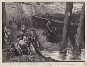 可怜的孩子们在伦敦莱姆豪斯的泰晤士河畔捡煤块（石版画） 作者 查尔斯·里基茨