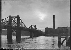 兰贝斯桥，威斯敏斯特，大伦敦管理局，1920-1927。 作者 查尔斯·威廉·普里克特