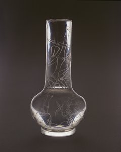 瓶上刻有竹子，灵芝木耳植物和岩石，干隆标志和时期，1736-95（玻璃） 作者 Chinese School