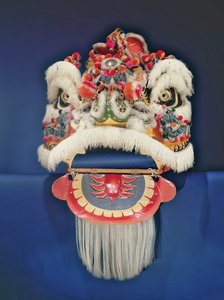 香港舞狮（纸浆） 作者 中文学校