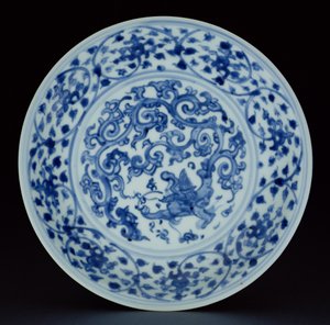 菜上画着龙（瓷器）