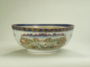 在1750年代，干隆时期（1736-95）c.1790（陶瓷）描绘了弃儿医院的带有椭圆形叶片的Famille玫瑰花碗（另见294699） 作者 中文学校