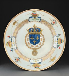 大型装甲充电器，法国国王的手臂，1730（瓷器）
