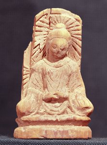 坐落于冥想中的佛像，来自Tumshuq（新疆）4至5世纪（木头）