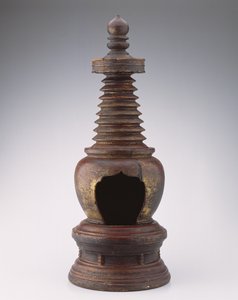 明朝佛塔（1368-1644）（漆木和金）