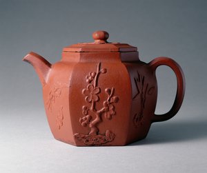 宜兴六角茶壶，中国，17世纪晚期（粗陶器）