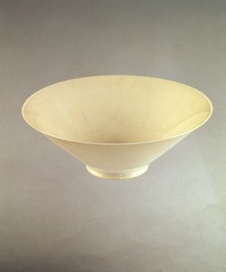 来自Ching-te-Chen窑的Yung lo酒杯，c.1403-25（瓷器）