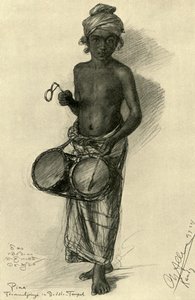 皮纳--佛教寺庙的鼓手男孩，康提，锡兰，1898年。 作者 克里斯蒂安·威廉·艾尔斯