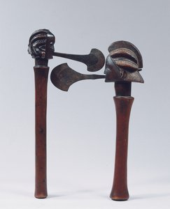 卢巴·香卡迪（Luba Shankadi）轴（木材和金属） 作者 刚果刚果