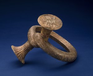19世纪末或20世纪初的头饰（金箔和木质）
