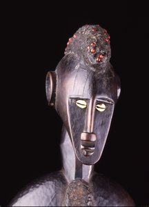 女性节律捣蛋器（木头）（详细信息908540） 作者 Culture Senufo