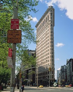 熨斗大厦，建于1902年