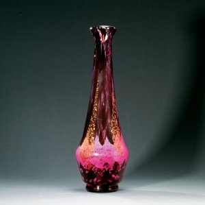 高花瓶，约1920年（玻璃） 作者 道姆·弗雷斯（Daum Freres）