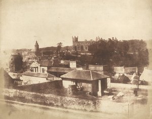林里斯高，从火车站看，有市政厅、圣迈克尔教堂和宫殿，1843-184年创作人：David Octavius Hill, Robert Adamson.