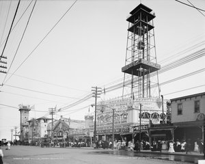 科尼岛冲浪大道，约1904年（黑白照片）。
