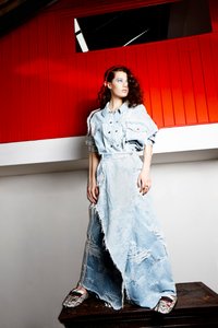 埃利纳，2017 年（照片） 作者 戴安娜·戈麦斯