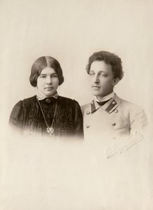 俄罗斯诗人亚历山大·勃洛克（Alexander Blok）和他的妻子柳巴（Lyuba），约于1900年代