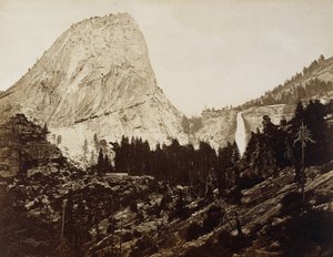 优胜美地山谷的自由帽，1872年（蛋白银印） 作者 爱德沃德·迈布里奇