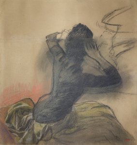 坐着的女人调整她的头发，c.1884（粉笔和粉彩在纸上） 作者 埃德加·德加