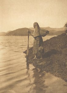 海藻采集者》，1915年。 作者 爱德华警长柯蒂斯