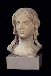 Berenice I（公元前316年 - 公元前275年）或克利奥帕特拉一世，托勒密时期（大理石）