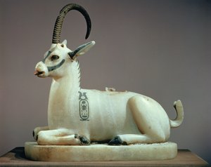 从图坦卡蒙墓（公元前1370-52号）新王国（绘制雪花石膏）的山羊皮形状的无耻罐子的盖子
