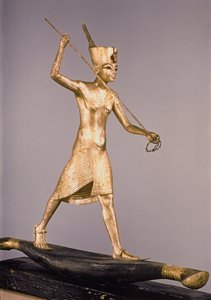 图坦卡蒙墓中的鱼叉手（约公元前1370-1352年）新王国（青铜和镀金木）。 作者 埃及第十八王朝
