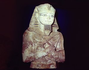 拉美西斯二世（公元前1279-1213年）的巨像，来自新王国努比亚Gerf Hussein神庙的Osiride柱子的细节（砂岩）。 作者 埃及第19王朝