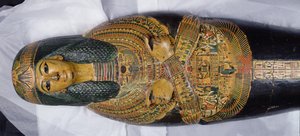 Nesyamun木乃伊的内盖，可能是在Deir El-Bahri发现的，新王国，约公元前1100年（彩绘木）（308052的细节）。 作者 埃及第20王朝