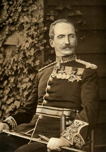 A. Fitzroy Hart少将，C.B.》，1900年。 作者 埃利奥特和弗莱