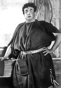 奥斯卡·阿什（Oscar Asche）1871-1936年，澳大利亚演员，作家兼导演，1906年。