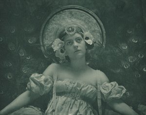 La Cigale，1899 年（照片） 作者 艾玛贾斯汀法恩斯沃斯